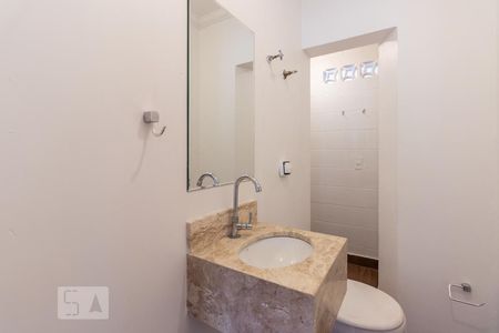 Apartamento para alugar com 75m², 3 quartos e 1 vaga Apartamento para alugar com 75m², 3 quartos e 1 vagaBanheiro