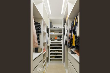 Apartamento à venda com 98m², 2 quartos e 2 vagasQuarto Suíte 2 - Closet