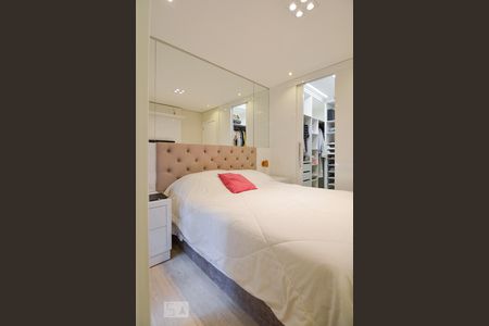 Apartamento à venda com 98m², 2 quartos e 2 vagasQuarto Suíte 2