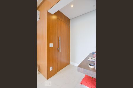 Apartamento à venda com 98m², 2 quartos e 2 vagasEntrada