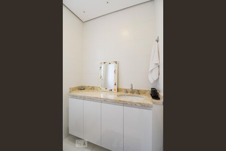 Apartamento à venda com 98m², 2 quartos e 2 vagasBanheiro da Suíte 1