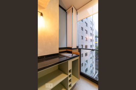 Varanda - churrasqueira  de apartamento para alugar com 1 quarto, 55m² em Pinheiros, São Paulo