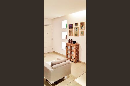 Apartamento à venda com 3 quartos, 90m² em Santa Efigênia, Belo Horizonte