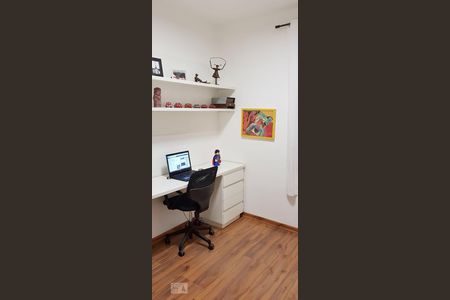 Apartamento à venda com 3 quartos, 90m² em Santa Efigênia, Belo Horizonte