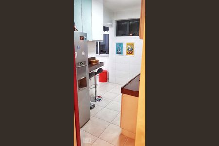Apartamento à venda com 3 quartos, 90m² em Santa Efigênia, Belo Horizonte