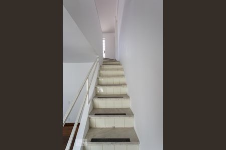 Apartamento para alugar com 155m², 3 quartos e 2 vagasEscadas