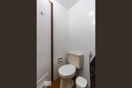 Apartamento à venda com 60m², 1 quarto e 2 vagasBanheiro