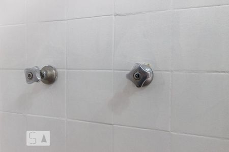 Apartamento à venda com 60m², 1 quarto e 2 vagasBanheiro