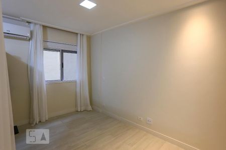 Quarto de kitnet/studio à venda com 1 quarto, 43m² em Jardim Ampliação, São Paulo