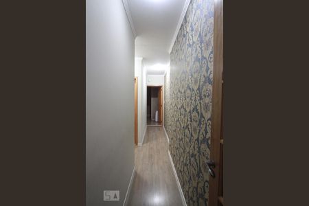 Corredor de casa para alugar com 5 quartos, 240m² em Vila Barreto, São Paulo