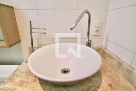 Apartamento à venda com 78m², 3 quartos e 1 vaga Apartamento à venda com 78m², 3 quartos e 1 vagaBanheiro