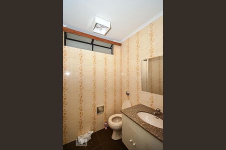 Lavabo de casa para alugar com 3 quartos, 199m² em Vila Madalena, São Paulo