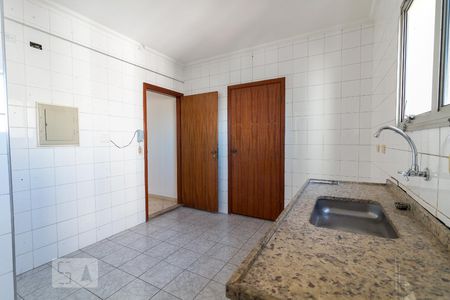 Apartamento para alugar com 89m², 3 quartos e sem vagaCozinha