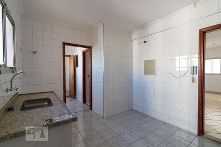 Apartamento para alugar com 89m², 3 quartos e sem vagaCozinha