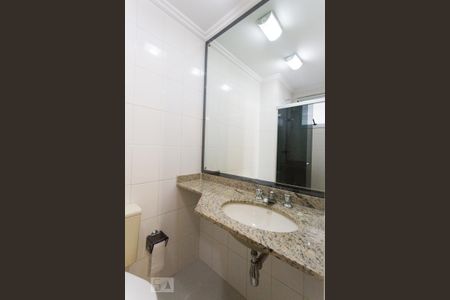 Apartamento para alugar com 70m², 3 quartos e 2 vagasBanheiro da Suíte