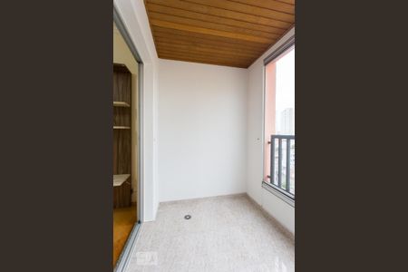 Apartamento para alugar com 70m², 3 quartos e 2 vagasVaranda