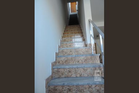 Escada de casa de condomínio para alugar com 3 quartos, 100m² em Maria da Graça, Rio de Janeiro