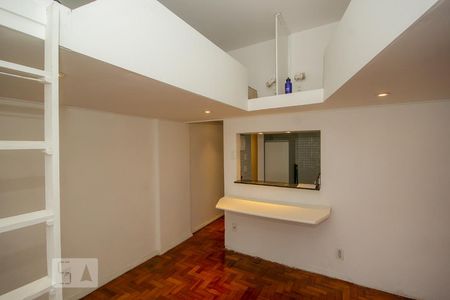 Sala de apartamento para alugar com 1 quarto, 47m² em Copacabana, Rio de Janeiro