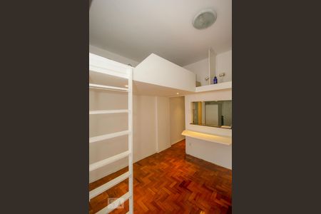 Sala de apartamento para alugar com 1 quarto, 47m² em Copacabana, Rio de Janeiro