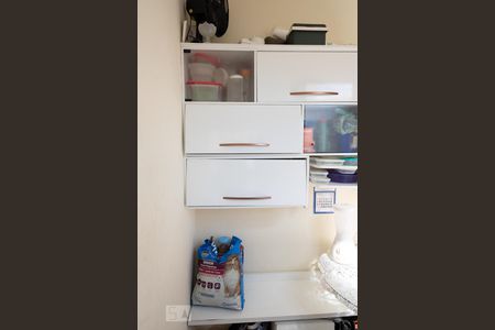 Apartamento à venda com 66m², 2 quartos e sem vagaQuarto de serviço