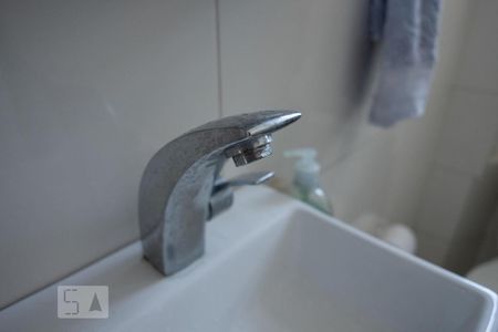 Apartamento à venda com 66m², 2 quartos e sem vagaBanheiro