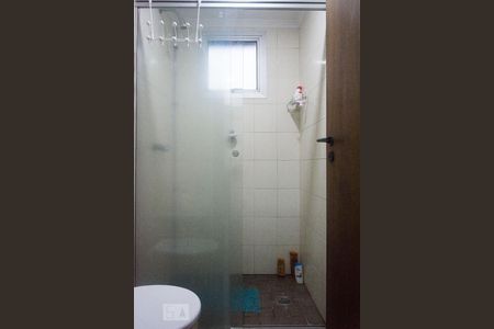 Apartamento à venda com 158m², 4 quartos e 3 vagas Apartamento à venda com 158m², 4 quartos e 3 vagasBanheiro conjunto quarto 1 e 2