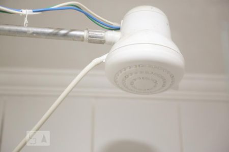 Banheiro de kitnet/studio para alugar com 1 quarto, 32m² em Vila Nova Conceição, São Paulo