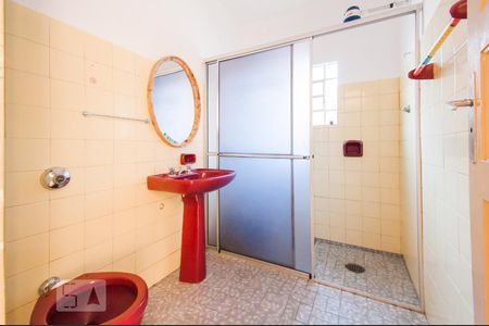 Banheiro de casa à venda com 2 quartos, 150m² em Vila Gumercindo, São Paulo