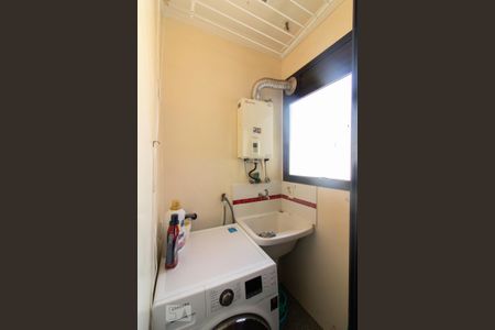 Apartamento à venda com 70m², 2 quartos e 2 vagas Apartamento à venda com 70m², 2 quartos e 2 vagasÁrea de Serviço