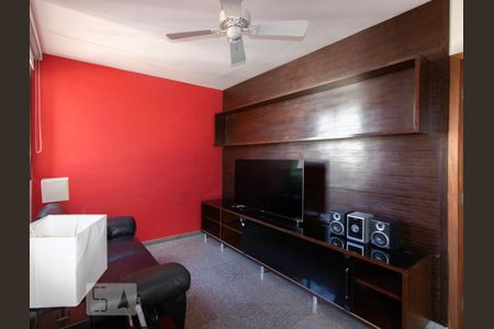 Apartamento à venda com 70m², 2 quartos e 2 vagas Apartamento à venda com 70m², 2 quartos e 2 vagasSala