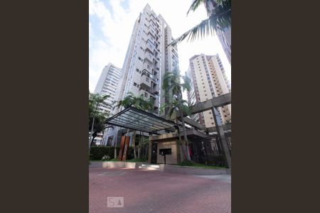 Apartamento à venda com 70m², 2 quartos e 2 vagas Apartamento à venda com 70m², 2 quartos e 2 vagasFachada