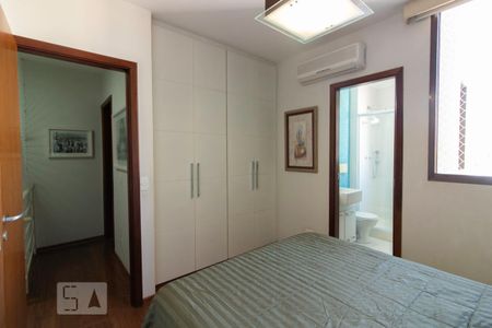 Apartamento à venda com 70m², 2 quartos e 2 vagas Apartamento à venda com 70m², 2 quartos e 2 vagasSuíte 2