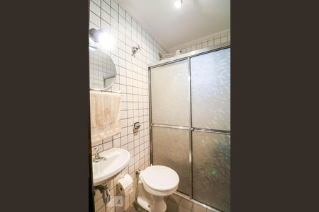 Casa para alugar com 250m², 3 quartos e 2 vagas Casa para alugar com 250m², 3 quartos e 2 vagasBanheiro 3