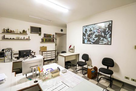 Casa para alugar com 250m², 3 quartos e 2 vagas Casa para alugar com 250m², 3 quartos e 2 vagasEscritório