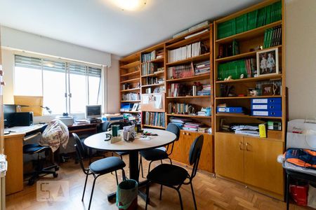 Apartamento à venda com 215m², 3 quartos e 1 vagaQuarto 2