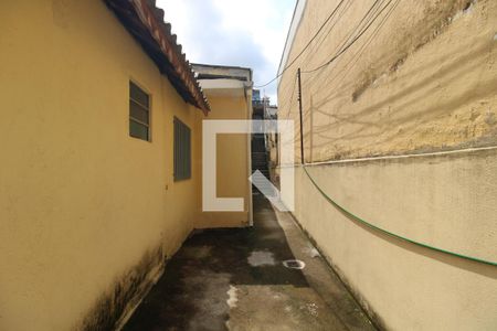 Casa à venda com 80m², 2 quartos e sem vagaQuintal