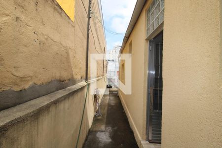 Casa à venda com 80m², 2 quartos e sem vagaQuintal