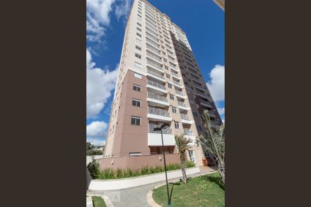 Fachada de apartamento para alugar com 2 quartos, 54m² em Jardim Roberto, Osasco