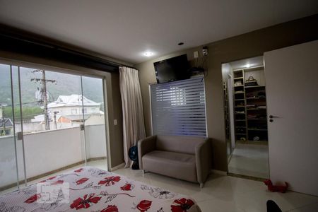 Casa de condomínio para alugar com 195m², 4 quartos e 3 vagas Casa de condomínio para alugar com 195m², 4 quartos e 3 vagasSuite 2