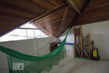 Casa de condomínio para alugar com 195m², 4 quartos e 3 vagas Casa de condomínio para alugar com 195m², 4 quartos e 3 vagasSotão