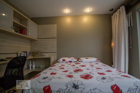 Casa de condomínio para alugar com 195m², 4 quartos e 3 vagas Casa de condomínio para alugar com 195m², 4 quartos e 3 vagasSuite 2