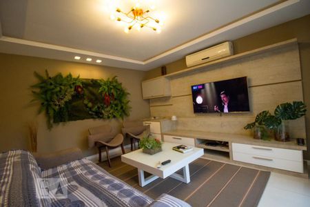 Sala de casa de condomínio para alugar com 4 quartos, 195m² em Recreio dos Bandeirantes, Rio de Janeiro