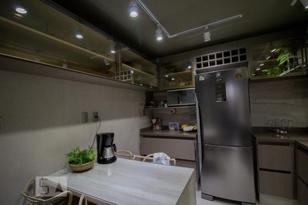 Casa de condomínio para alugar com 195m², 4 quartos e 3 vagas Casa de condomínio para alugar com 195m², 4 quartos e 3 vagasCozinha