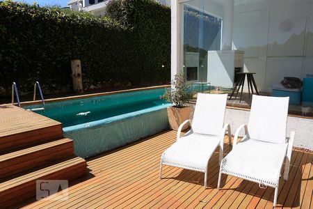 Casa à venda com 800m², 5 quartos e 3 vagasPiscina