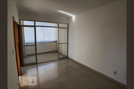 Apartamento à venda com 2 quartos, 64m² em Estoril, Belo Horizonte