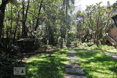 Casa para alugar com 500m², 5 quartos e 4 vagasÁrea Externa