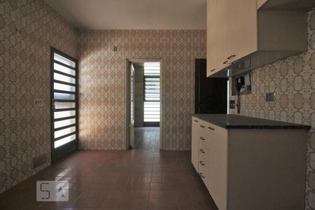 Casa para alugar com 500m², 5 quartos e 4 vagasCozinha