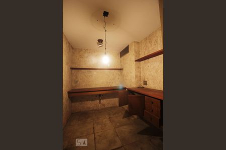 Casa para alugar com 500m², 5 quartos e 4 vagasSala