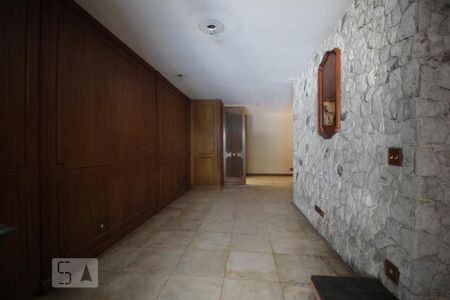 Casa para alugar com 500m², 5 quartos e 4 vagasSala