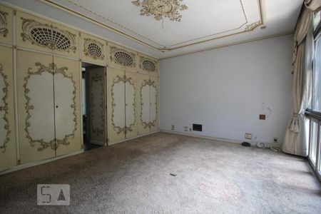 Casa para alugar com 500m², 5 quartos e 4 vagasSuíte